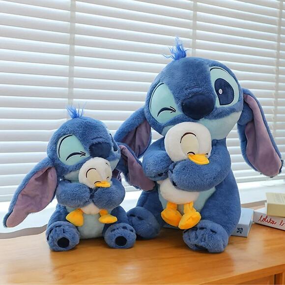 Disney Stitch Hugging Duck Plush Toy - Lilo & Stitch Gift 2025 Disneyland Anime - Picture 1 of 4